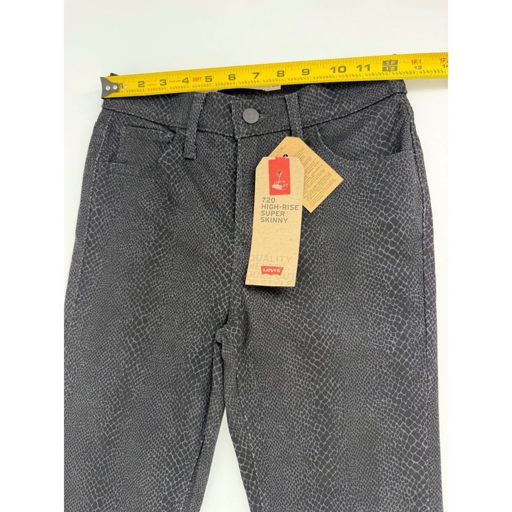 Levi's 720 High-Rise Super Skinny Jeans Womens 24 Black NWT Snakeskin Print - Picture 9 of 13